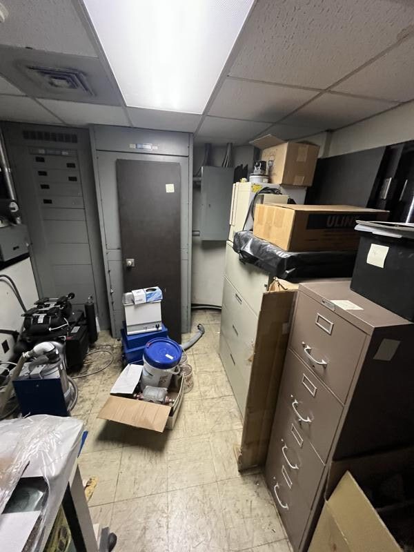 photo of an office space NJR cleaned out